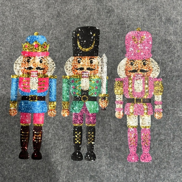 NEW Oversized Stonewashed Gray T-Shirt with Colorful Nutcracker Design - Picture 2 of 2